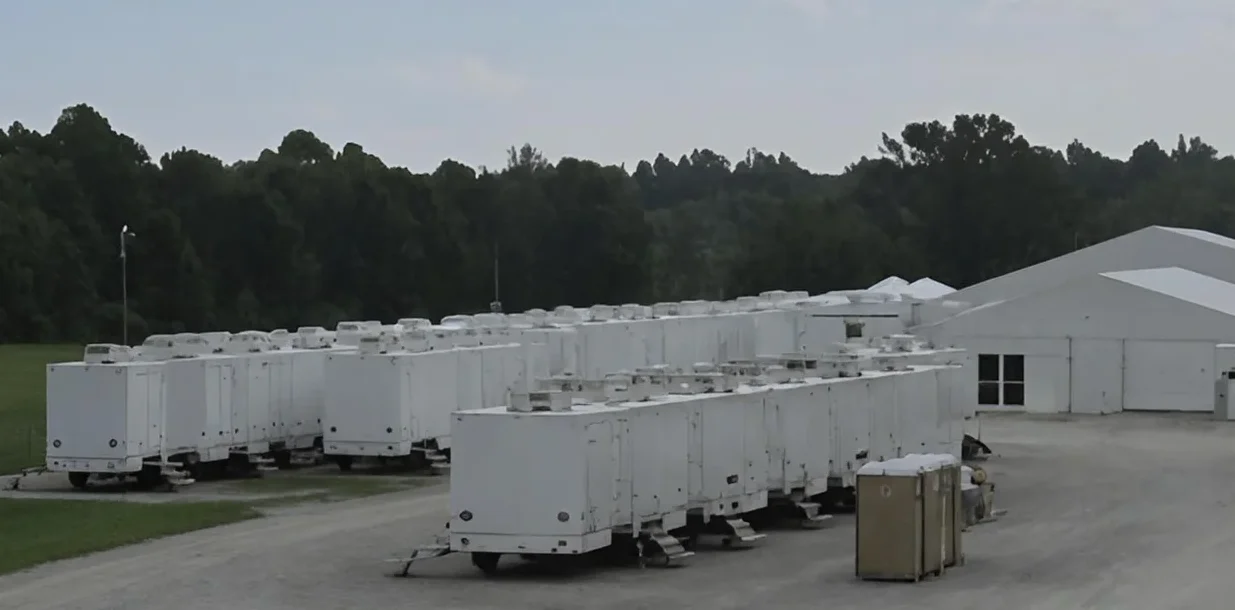 Mobile restroom and shower suites